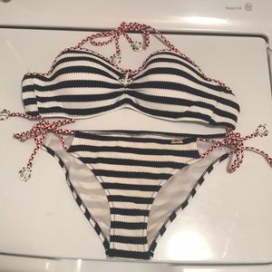 Girls swimsuit